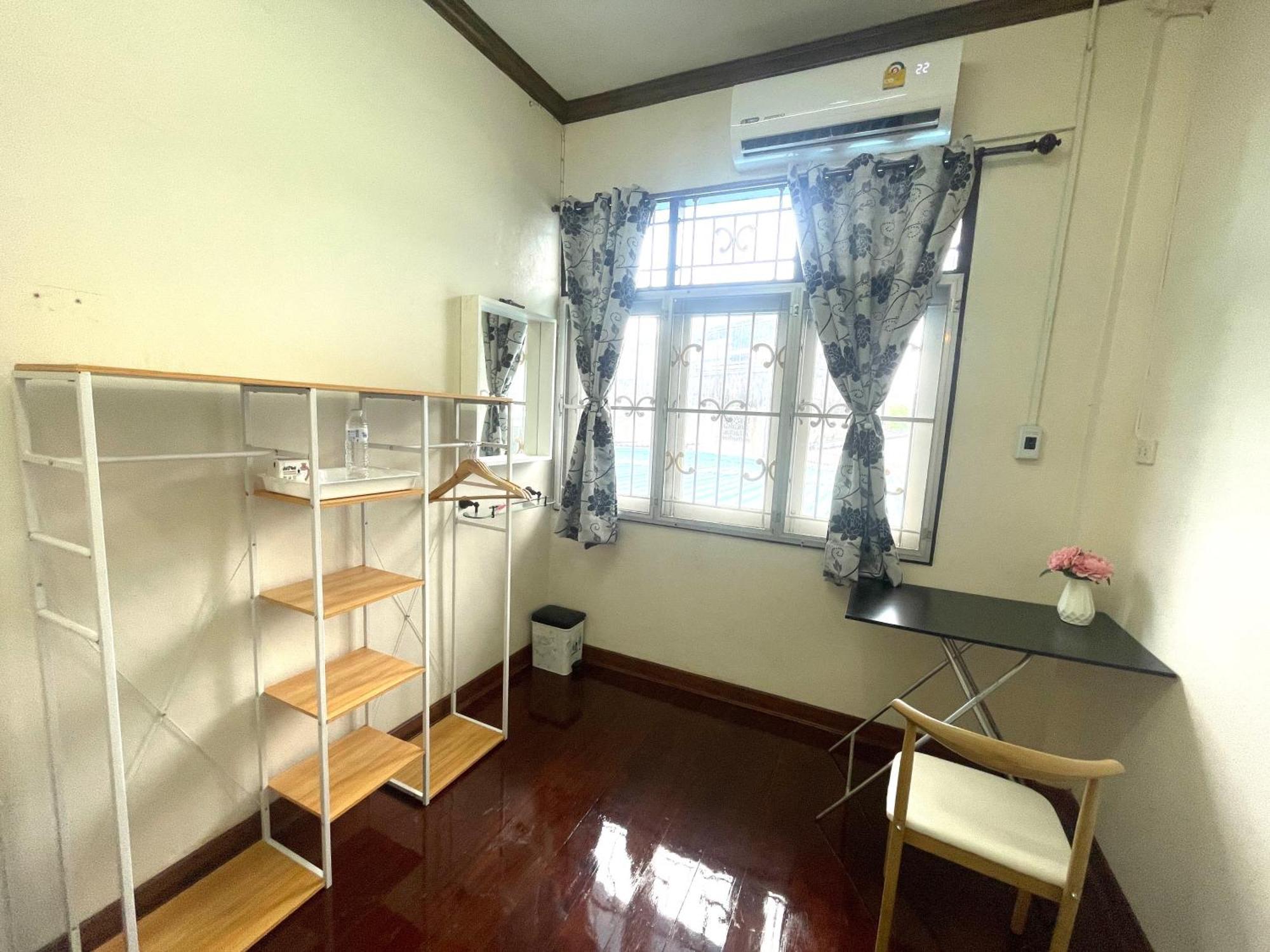 2B Cozy Hostel ตรัง Екстериор снимка